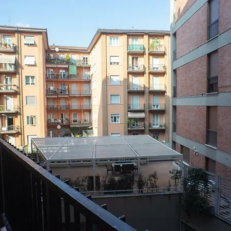 Hibiscus Apartment